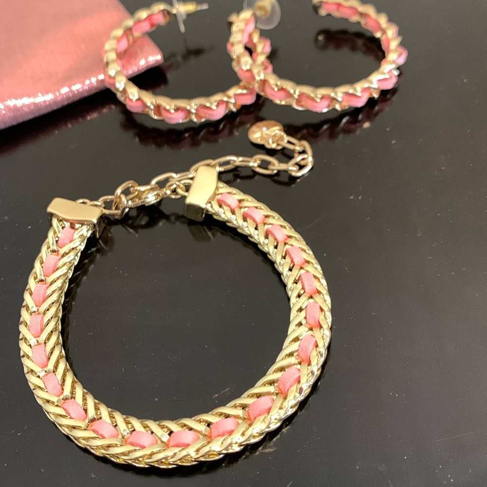 Bracelet and earrings set